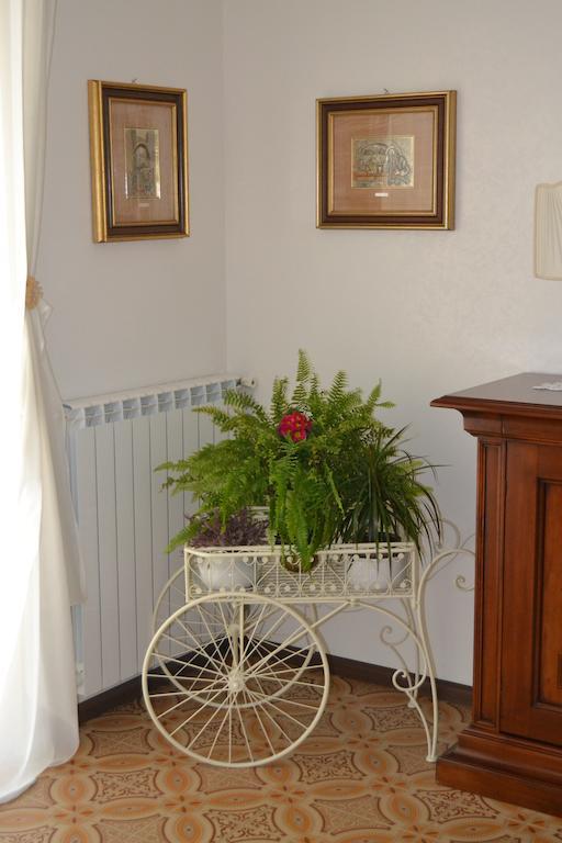 Bed & Breakfast Marena Sant'Agata Li Battiati ภายนอก รูปภาพ