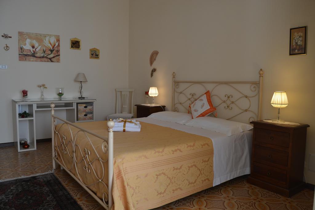 Bed & Breakfast Marena Sant'Agata Li Battiati ห้อง รูปภาพ