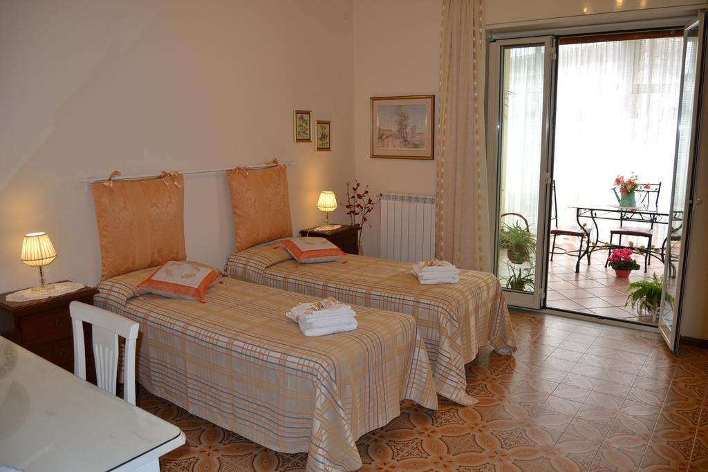 Bed & Breakfast Marena Sant'Agata Li Battiati ภายนอก รูปภาพ
