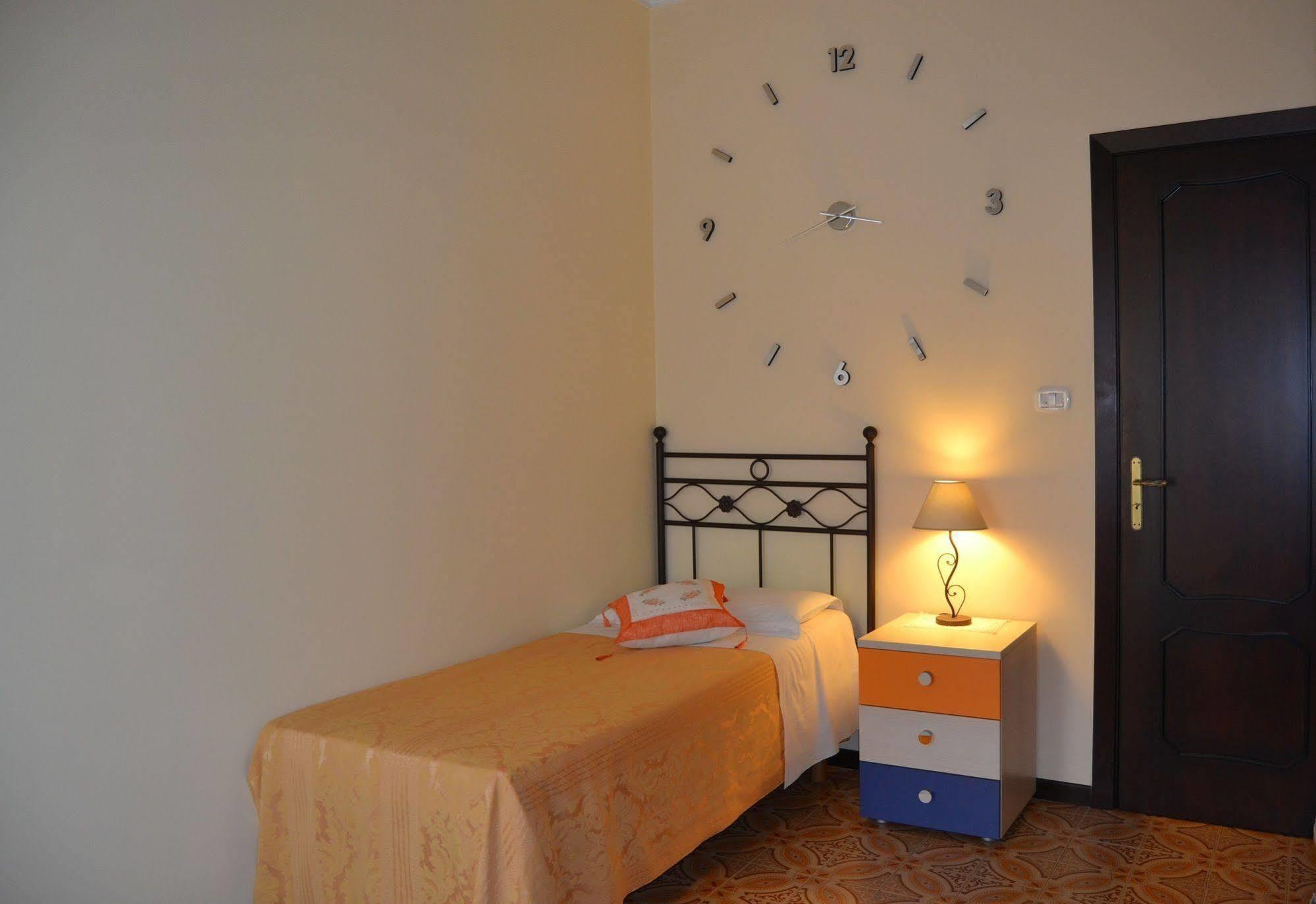 Bed & Breakfast Marena Sant'Agata Li Battiati ภายนอก รูปภาพ