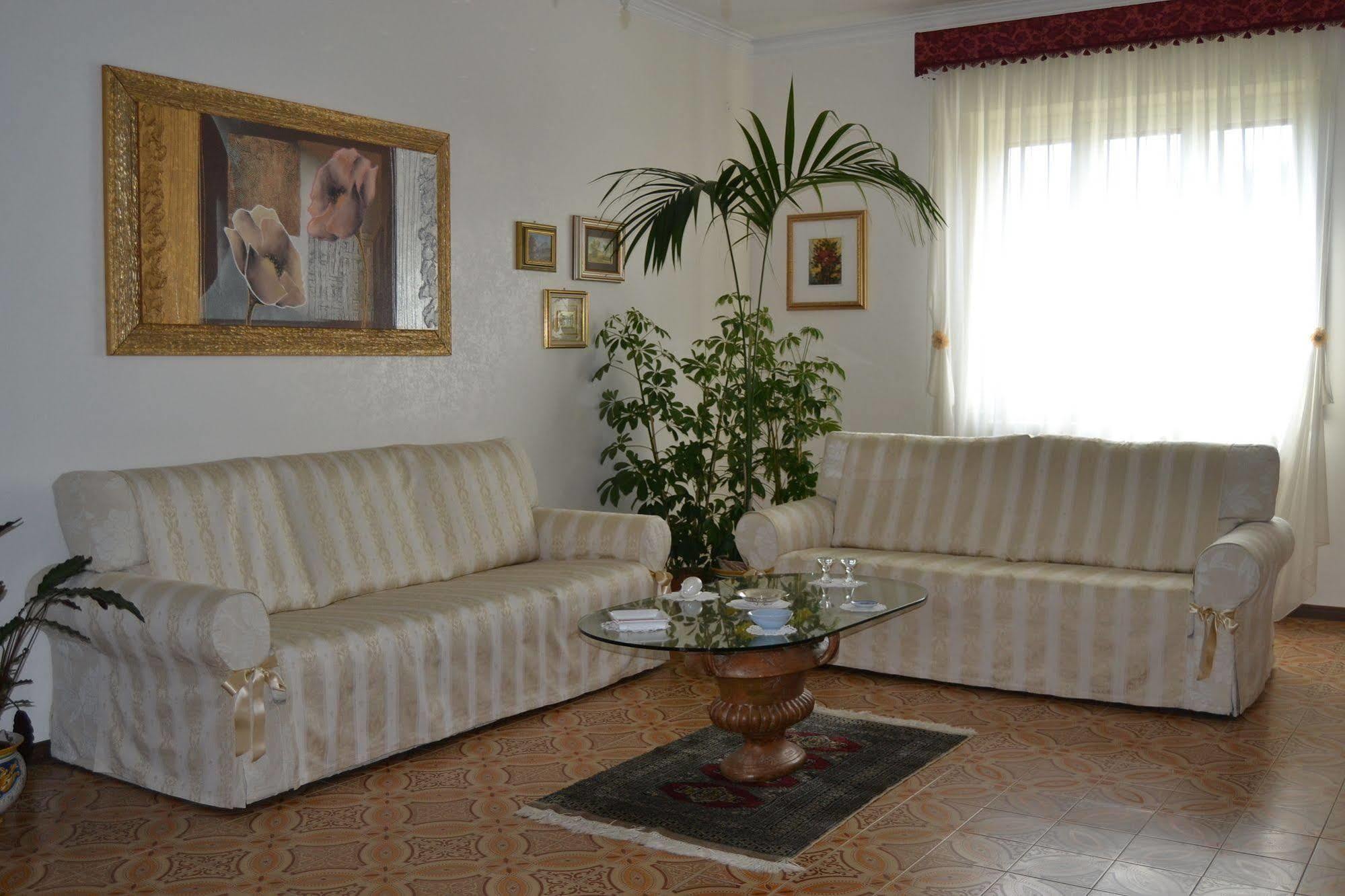Bed & Breakfast Marena Sant'Agata Li Battiati ภายนอก รูปภาพ